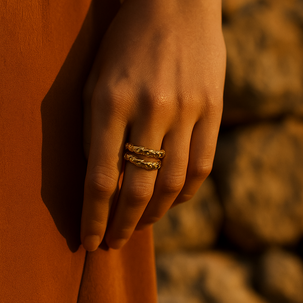 Elara | Onde doradas