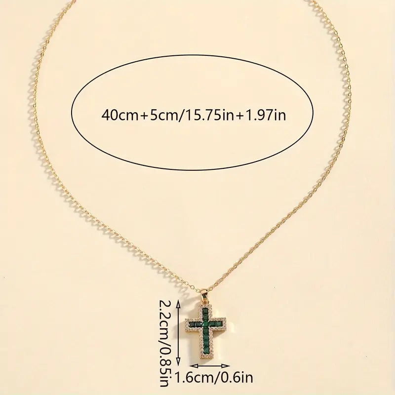 Collar Colgante Cruz Esmeralda Solene | Oro de 18K
