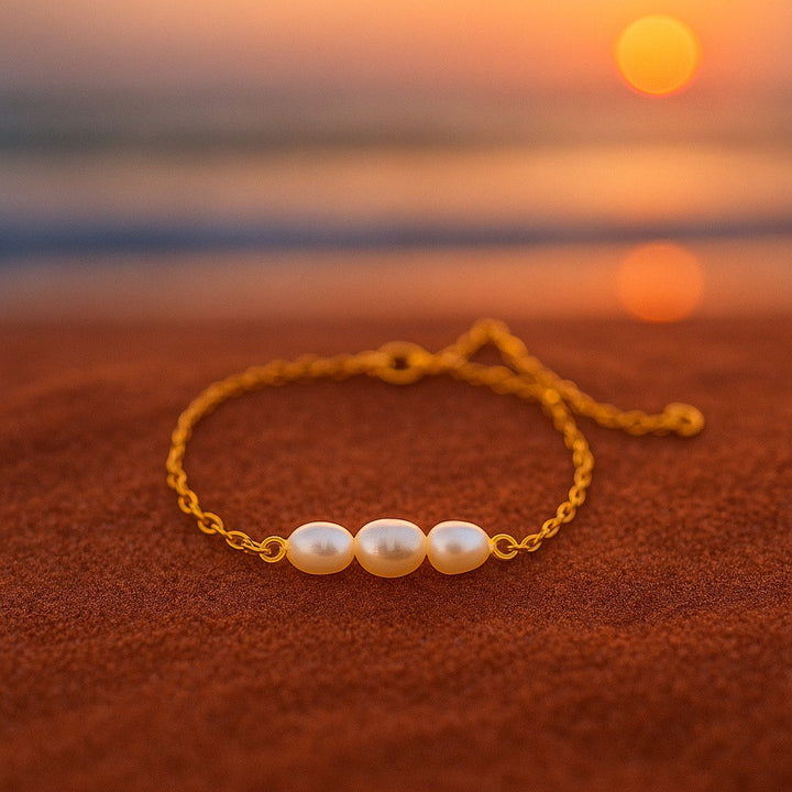 Lina | Pulsera con Tres Perlas